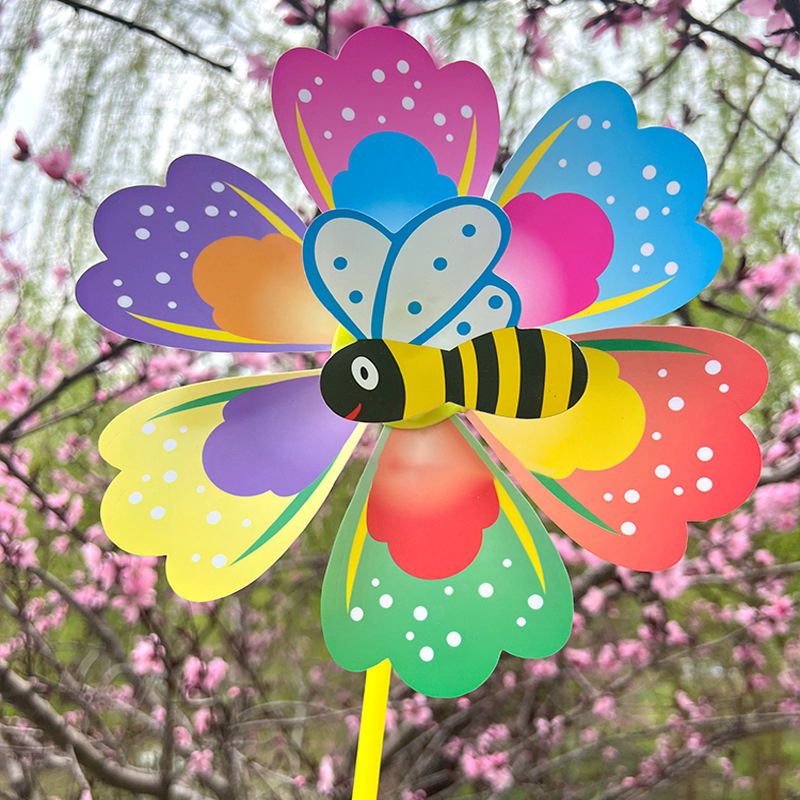 1 szt. Kreskówkowy wiatraczek  – Kids Yard Toys recenzja i cena